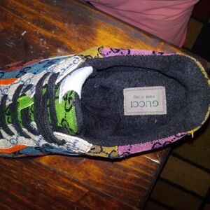 Gucci shoe